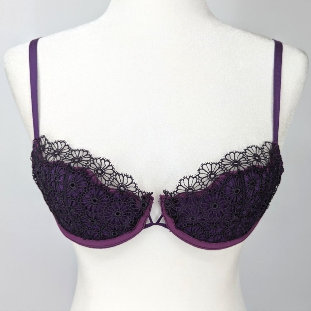 Victoria's Secret Vintage Purple Lace Very Sexy Push-Up Bra without Padding 34B